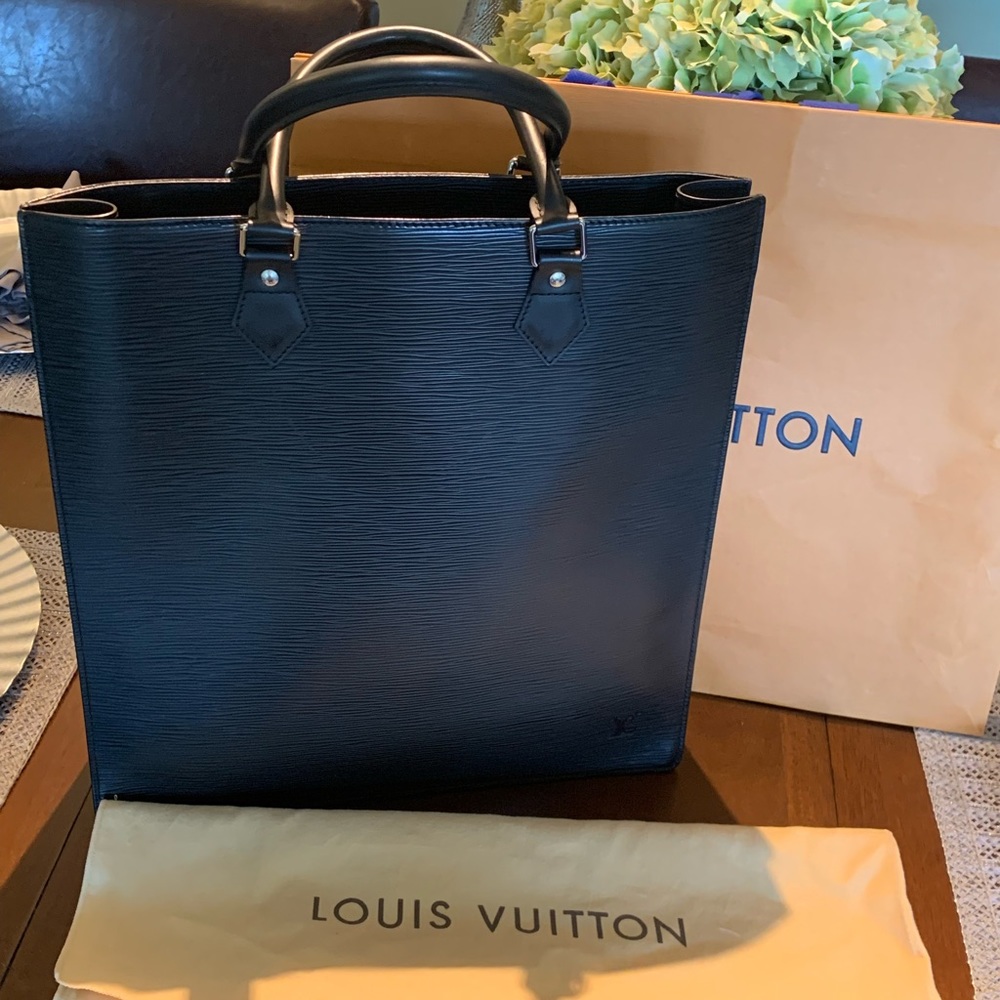 Louis Vuitton Epi Sac Plat Tote